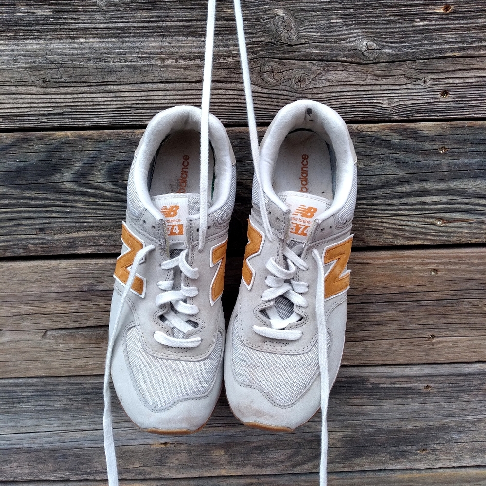 Mens New Balance 574 size 10